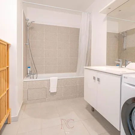 Disneyland-paris - 8 Personnes, Wifi, Parking Apartment